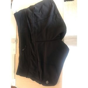 Lululemon speed up shorts 2.5”